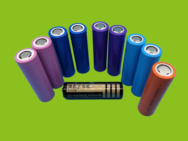 Cylindrical lithium ion battery pack